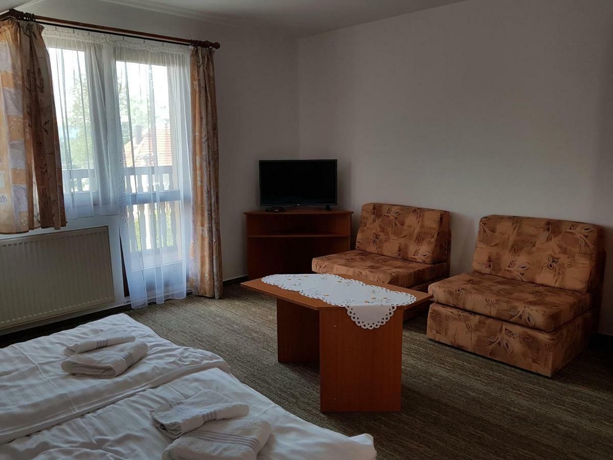 Guest House Boba Штрба Экстерьер фото
